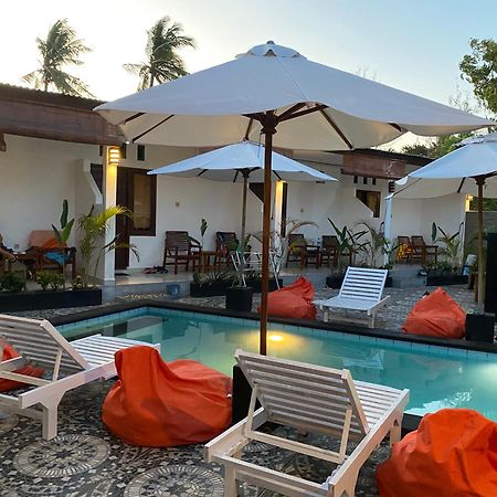 Cape Rose2 Hotel Gili Trawangan Exterior photo